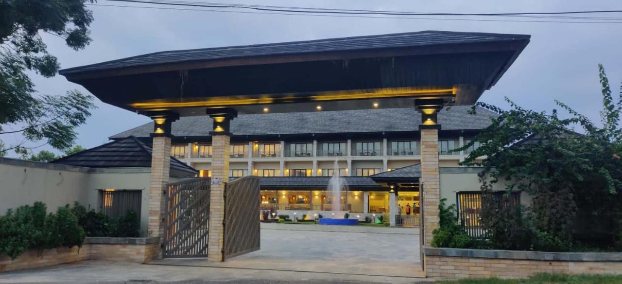 Soaltee Westend Resort Читван Экстерьер фото