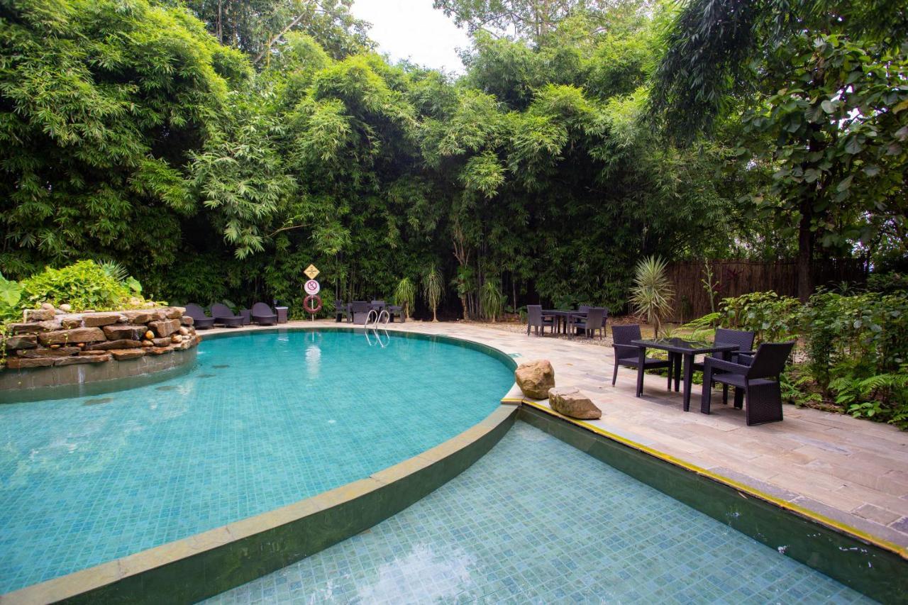 Soaltee Westend Resort Читван Экстерьер фото